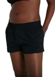 Spodenki szorty kąpielowe damskie Speedo Essentials Watershort. Czarne szorty sportowe Speedo, bez wzorów, z materiału, do biegania. Za 176.00 zł.