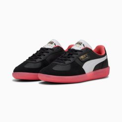 Puma Buty Palermo Strkr 40041701. Czarne buty treningowe Puma, bez wzorów, z gumy, bez zapięcia, do piłki nożnej. Za 338.99 zł.