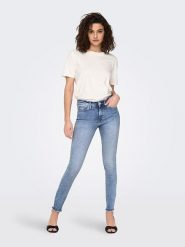 ONLY Dżinsy - Skinny fit - w kolorze błękitnym rozmiar: L/L32. Niebieskie jeansy ONLY, l, z aplikacjami, ze skóry, klasyczne. Za 119.95 zł.