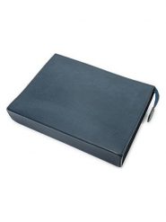 Louis Vuitton Skórzana kopertówka w kolorze granatowym - 26 x 20 x 5 cm rozmiar: onesize. Niebieskie kopertówki Louis Vuitton, bez wzorów, z materiału, bez dodatków. Za 1,973.18 zł.