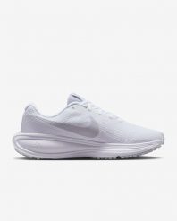 Buty do biegania Nike dla kobiet białe. Białe buty do biegania Nike, bez wzorów, ze skóry, bez zapięcia, do biegania. Za 309.00 zł.