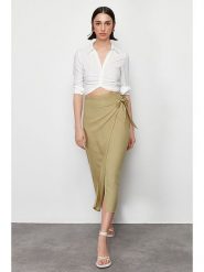 Trendyol Spódnica w kolorze oliwkowym rozmiar: 36. Zielone spódnice Trendyol, na co dzień, bez wzorów, z wiskozy, maxi, proste. Za 60.99 zł.