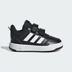 Buty Tensaur Sport 3.0 Infants. Białe buty treningowe adidas, bez wzorów, bez zapięcia, na jogę i pilates. Za 139.00 zł.