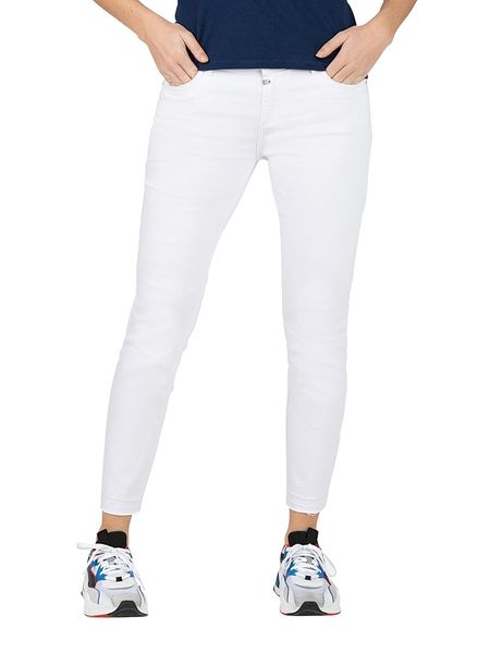 Timezone Dżinsy - Slim fit - w kolorze białym rozmiar: W33. Białe jeansy Timezone, z aplikacjami, klasyczne. Za 136.78 zł.