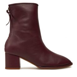 Botki Balagan. Czerwone botki BALAGAN, bez wzorów, bez obcasa, na słupku, bez zapięcia. Za 519.99 zł.