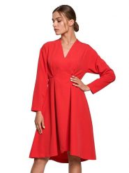 Stylove Sukienka w kolorze czerwonym rozmiar: XL. Czerwone sukienki Stylove, xl, bez wzorów, z asymetrycznym kołnierzem, bez ramiączek, midi, asymetryczne. Za 224.52 zł.