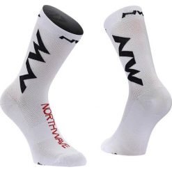 Skarpety rowerowe NORTHWAVE EXTREME AIR SOCK białe. Białe skarpetki Northwave, bez wzorów. W wyprzedaży za 48.00 zł.