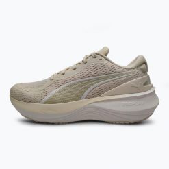 Buty do biegania PUMA Scend Pro 2. Brązowe buty do biegania Puma, bez wzorów, bez zapięcia, do biegania. Za 249.99 zł.