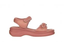 Sandały Azaleia Vera Therapy Pap Ad Nude Dark 23 198038, Róż, Materiał - 39. Czerwone sandały Azaleia, bez wzorów, z materiału, sportowe, bez obcasa, bez zapięcia. W wyprzedaży za 149.99 zł.