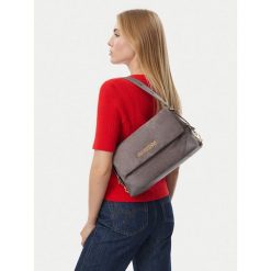 Torebka LOVE MOSCHINO. Szare torebki klasyczne Love Moschino, bez wzorów, klasyczne, bez dodatków. Za 919.99 zł.