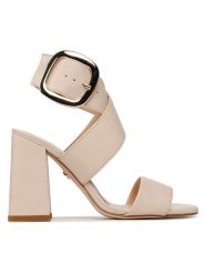 Solo Femme Sandały 30709-13-L98/000-07-00 Beżowy. Brązowe sandały Solo Femme, bez wzorów, ze skóry, bez obcasa, na słupku, bez zapięcia. Za 249.99 zł.
