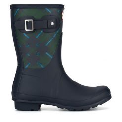 Kalosze Hunter. Niebieskie kalosze Hunter, bez wzorów, bez zapięcia. Za 399.99 zł.