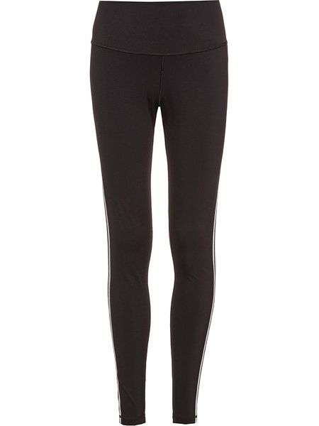 Adidas Legginsy sportowe w kolorze czarnym rozmiar: S. Czarne legginsy adidas, s, bez wzorów, z materiału, outdoorowe. Za 100.75 zł.