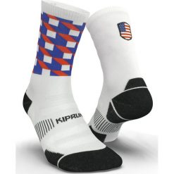 Skarpetki Do Biegania Run900 Usa Do Łydki Grube. Skarpetki KIPRUN, bez wzorów, z dzianiny. Za 39.99 zł.