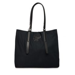Torebka Tommy Hilfiger. Czarne shopper bag Tommy Hilfiger, bez wzorów, z nylonu, bez dodatków. Za 649.99 zł.