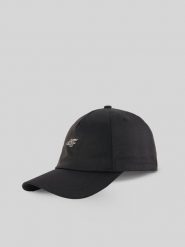 4F Czapka z daszkiem strapback damska - czarna XS/S (56cm). Czarne czapki z daszkiem 4f, bez wzorów, klasyczne. Za 69.99 zł.