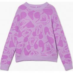 Sweter Mickey Mouse - Fioletowy. Fioletowe swetry Cropp, l, bez wzorów, z dzianiny, bez ramiączek. Za 99.99 zł.
