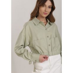 Jasnozielona Koszula Murily. Zielone koszule Renee, m, bez wzorów, militarne, bez kołnierzyka, bez ramiączek. W wyprzedaży za 59.99 zł.