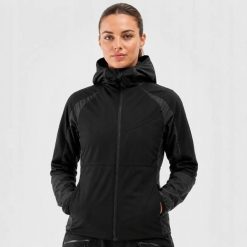 KURTKA DAMSKA 4F WIATRÓWKA TREKKINGOWA PROMALOFT TTJAF688 M. Czarne kurtki 4f, m, bez wzorów, z dresówki, sportowe, bez kaptura. Za 399.79 zł.