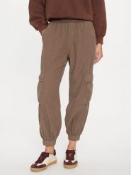 Deha Spodnie dresowe D12367 Brązowy Loose Fit. Brązowe spodnie dresowe Deha, bez wzorów, z bawełny. Za 459.99 zł.