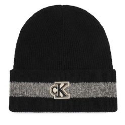 Czapka Calvin Klein. Czarne czapki zimowe Calvin Klein, bez wzorów. Za 209.99 zł.