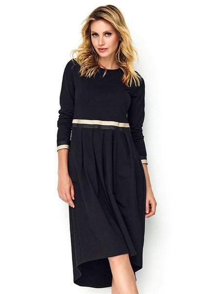 Made of emotion Sukienka w kolorze czarnym rozmiar: XL. Czarne sukienki Made Of Emotion, na co dzień, xl, bez wzorów, z asymetrycznym kołnierzem, bez ramiączek, midi, asymetryczne. Za 152.98 zł.