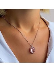 Les Petites Précieuses Pozłacany naszyjnik z zawieszką - dł. 40 cm rozmiar: onesize. Różowe naszyjniki Les Petites Précieuses, z materiału, z cyrkonią, pozłacane. Za 325.95 zł.