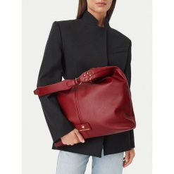 Torebka Beverly Hills Polo Club. Czerwone torebki klasyczne Beverly Hills Polo Club, bez wzorów, klasyczne, bez dodatków. Za 229.99 zł.