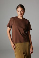 T-SHIRT KIM BRĄZOWY XS - Flawless. Brązowe t-shirty Flawless, uniwersalny, bez wzorów, z bawełny, klasyczne, bez kołnierzyka, bez ramiączek. Za 219.00 zł.