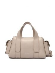 Calvin Klein Torebka LV04F3291G Fioletowy. Fioletowe torebki klasyczne Calvin Klein, bez wzorów, ze skóry, bez dodatków. Za 419.99 zł.