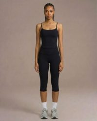 Legginsy 3/4 Softform™ - Czarny. Czarne legginsy JOY STUDIO, bez wzorów, z tkaniny, długie. Za 203.00 zł.