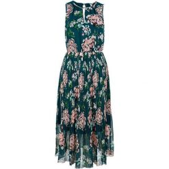 Q/S Designed By Ladies Dress 41.804.81.7204.76A1 Dark Petrol Aop (Rozmiar 40). Sukienki marki Q/S designed by. W wyprzedaży za 257.00 zł.