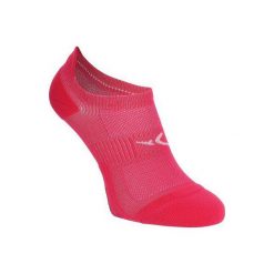 Skarpety stopki fitness x2. Czerwone skarpetki DOMYOS, bez wzorów, z elastanu. Za 19.99 zł.