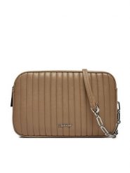 Calvin Klein Torebka Mini Line Quilt Camera Bag K60K613078 Szary. Szare listonoszki Calvin Klein, bez wzorów, ze skóry, bez dodatków. Za 289.99 zł.