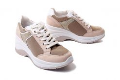 IGI&CO 16560 11 visone, półbuty/sneakersy damskie. Brązowe półbuty wsuwane IGI&CO, w ażurowe wzory, bez obcasa, na koturnie. Za 233.94 zł.