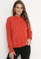Pomarańczowy Sweter o Warkoczowym Splocie z Okrągłym Dekoltem Selinera. Brązowe swetry Born2be, bez wzorów, z dzianiny, klasyczne, bez ramiączek. Za 89.99 zł.