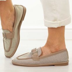 Beżowe mokasyny damskie Vinceza 62272. Brązowe mokasyny VINCEZA, bez wzorów, z jeansu. Za 149.00 zł.