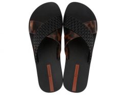 Klapki damskie Ipanema Sense Slide. Czarne klapki Ipanema, bez wzorów, z materiału, casualowe, bez obcasa, bez zapięcia. Za 79.89 zł.