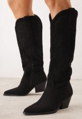 Czarne Kozaki Kowbojki na Stożku Ozdobione Haftem Resita. Czarne kozaki Renee, z aplikacjami, z jeansu, boho, bez obcasa, na obcasie, bez zapięcia. Za 199.99 zł.