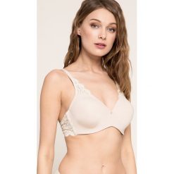 Triumph - Biustonosz Amourette 300 Magic Wire MWP. Biustonosze marki Triumph. W wyprzedaży za 169.90 zł.