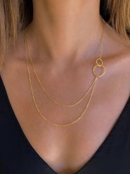 Taboo Pozłacany naszyjnik z elementem ozdobnym - dł. 50 cm rozmiar: onesize. Żółte naszyjniki Taboo, z materiału, pozłacane. Za 117.73 zł.