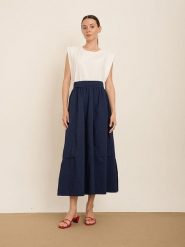 BGN Spódnica w kolorze granatowym rozmiar: 40. Niebieskie spódnice BGN, bez wzorów, z tkaniny, maxi. Za 144.95 zł.