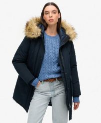 Superdry Parka Everest z futerkiem — Długa, pikowana kurtka. Niebieskie kurtki Superdry, bez wzorów, z elastanu, z kapturem. Za 860.55 zł.