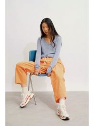 AUTHENTIC CASHMERE Kaszmirowy sweter "Chelsea" w kolorze niebieskoszarym rozmiar: S. Niebieskie swetry AUTHENTIC CASHMERE, s, bez wzorów, z kaszmiru, bez ramiączek. Za 434.99 zł.