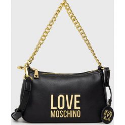 Love Moschino torebka kolor czarny. Czarne listonoszki Love Moschino, bez wzorów, na ramię, bez dodatków. Za 829.99 zł.