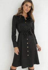 Czarna Sukienka Koszulowa z Wiązanym Paskiem Lhepsch. Czarne sukienki Born2be, m, bez wzorów, z materiału, eleganckie, bez kołnierzyka, bez ramiączek, midi, koszulowe. W wyprzedaży za 178.49 zł.