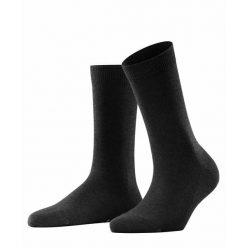 Skarpetki damskie Falke Family. Czerwone skarpetki Falke, bez wzorów, z bawełny. Za 113.00 zł.