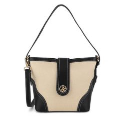 Torebka Beverly Hills Polo Club. Czarne torebki klasyczne Beverly Hills Polo Club, bez wzorów, klasyczne, bez dodatków. Za 199.99 zł.