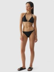 4F Dół od bikini damski - czarny L. Czarne bikini 4f, bez wzorów, z elastanu, wakacyjne. W wyprzedaży za 19.99 zł.