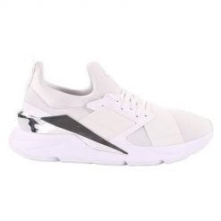 Buty do chodzenia damskie Puma Muse X5. Białe buty treningowe Puma, bez wzorów, z materiału, bez zapięcia, trekkingowe. Za 424.00 zł.